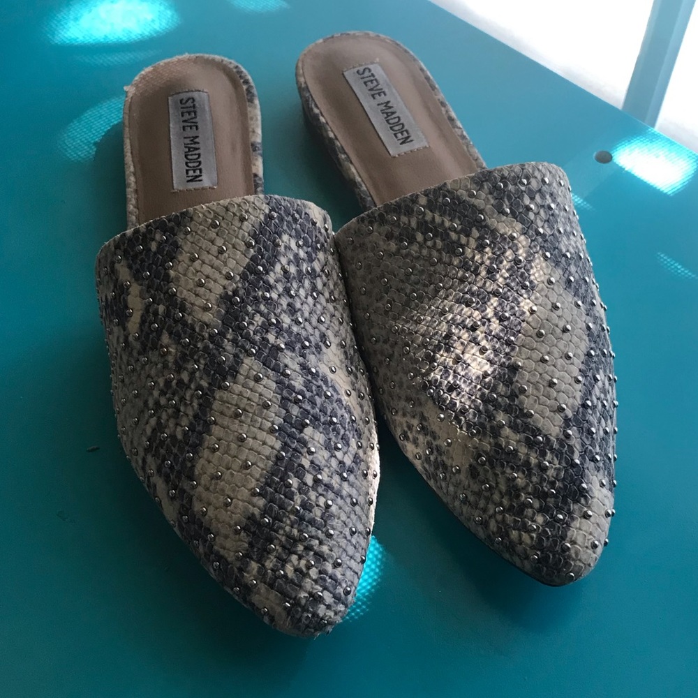 Steve Madden Snakeskin Studded Leather Mules 8